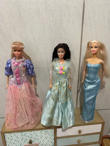 Barbies