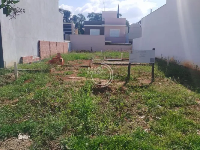 Terreno no Condomínio Campos do Conde