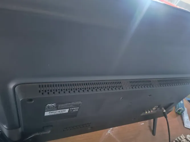 Tv semi nova
