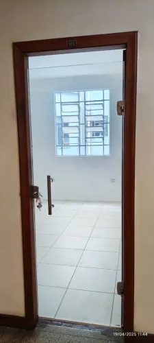 Vendo ou Troco Sala no Centro 21,5m²