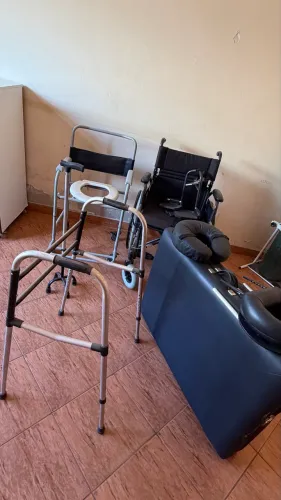Cadeira de Rodas e Acessórios