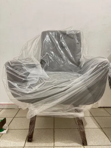 Poltrona zinza nunca usada 