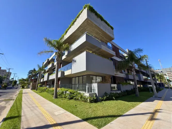 Apartamento com sacada na Praia da Cal em Torres