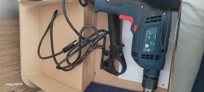 FURADEIRA DE IMPACTO BOSCH PROFESSIONAL GBS 13 RE 750 W 127v