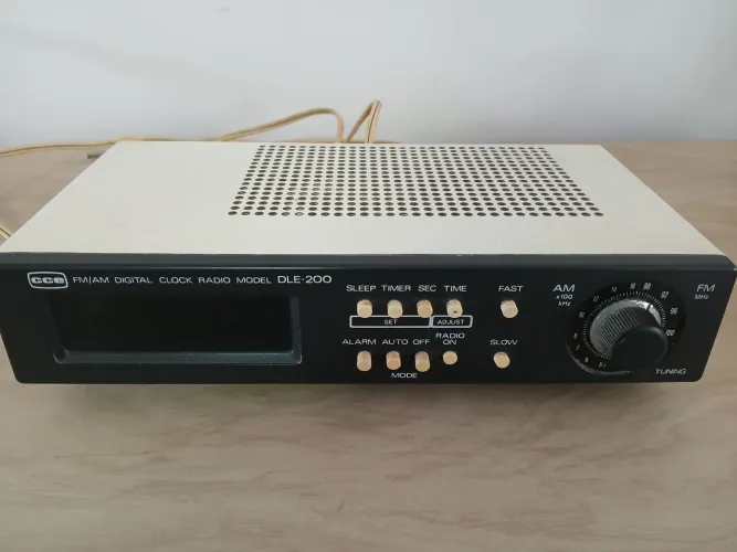 Rádio Relógio CCE no estado