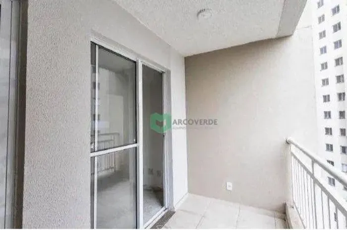 APARAMENTO COM SACADA A 300M DO METRÔ BARRA FUNDA