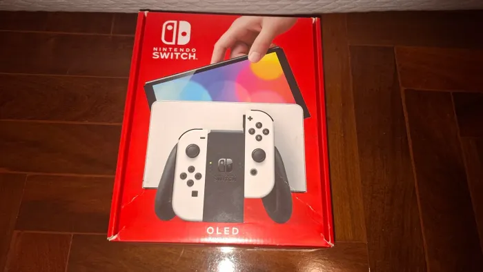 Nintendo Switch OLED Completo (semi-novo)