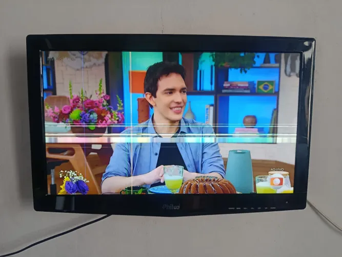 Tv Philco digital 24 pol ( Obs: listas na tela )