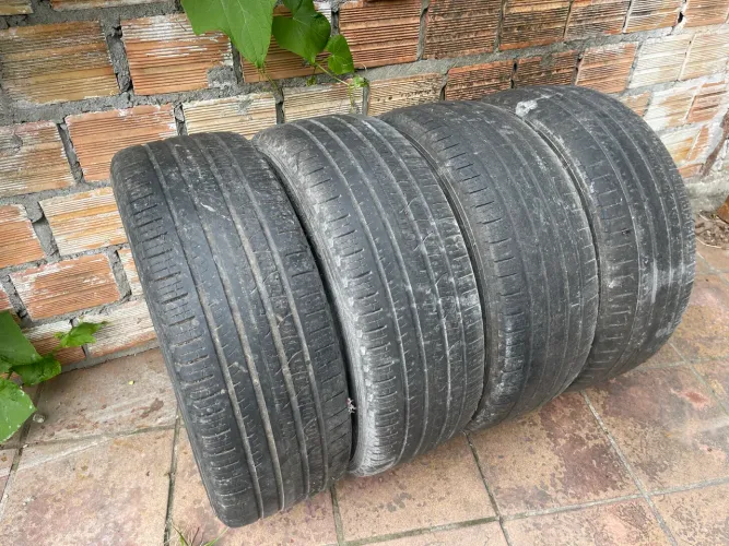 Pneu caminhonete Hilux amarok asx usados