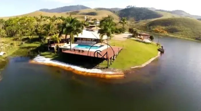 Linda Fazenda 60 alqueires à venda com represa particular em Caçapava - SP
