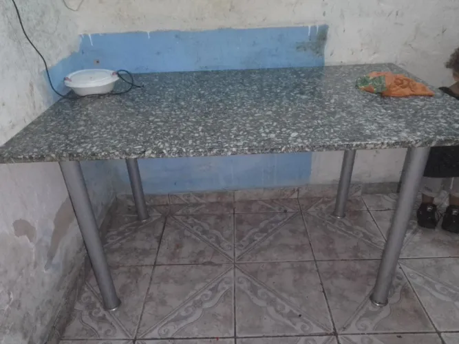 Mesa de marmore