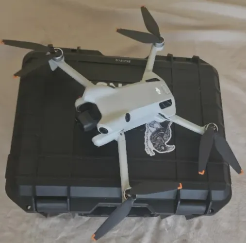 DJI Mini 4 Pro + 3 Baterias, até 25Km 39min, Controle Rádio, Novíss, Caixa, NF, Gar, Troco