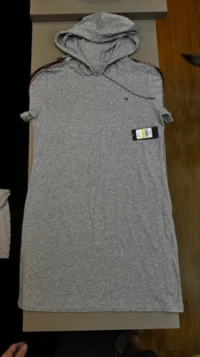 Vestido Tommy Hilfiger Original Com Capuz Feminino M Novo Etiqueta Importado EUA
