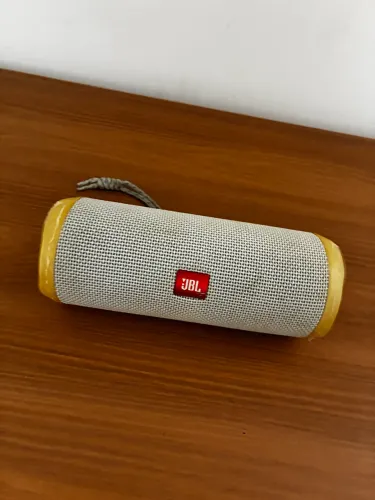 Caixa de som JBL Flip 4