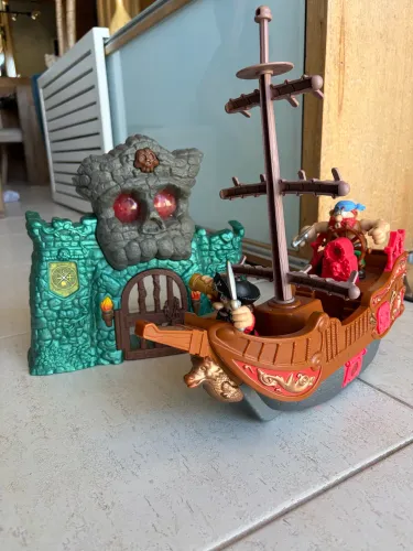 Brinquedo Fisher price navio pirata