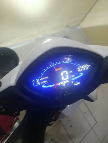 Cinquentinha az1 50cc fone *61.