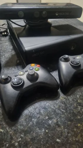 Xbox 360 com Kinect