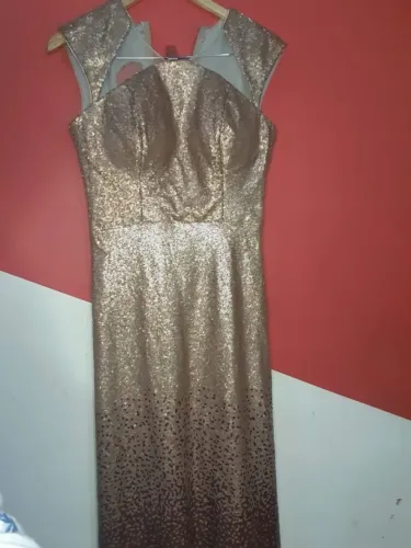 vendo este maravilhoso vestido em degradê