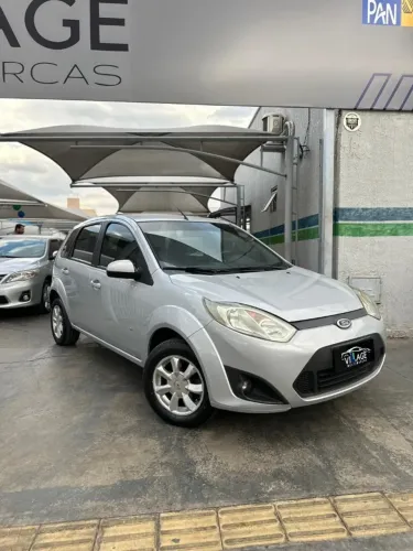 Ford Fiesta SE 1.6 8V Flex 5P 2014