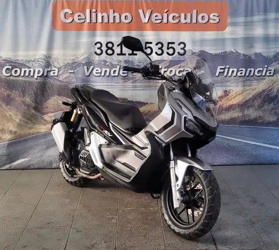 Honda ADV 150 cc. - - Financio em até 48x e parcelo em 21x no cartão