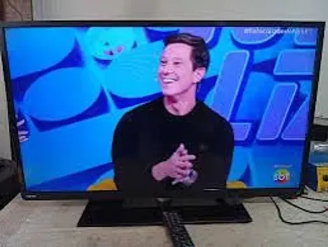 TV LED Semp Toshiba 40 polegadas 