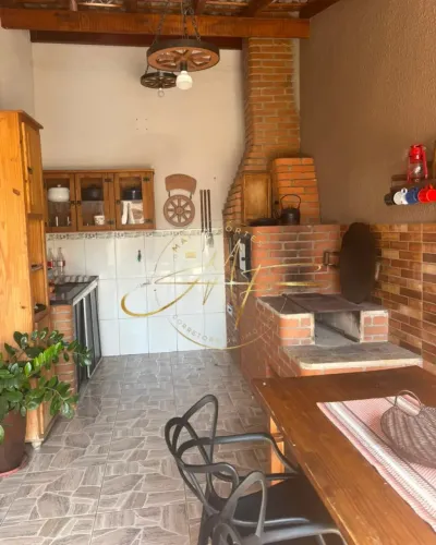 Sobrado para venda possui 140 metros quadrados com 3 quartos em Jardim Paulista - Sorocaba