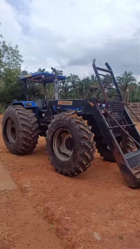 TRATOR NEW HOLLAND * COM LÂMINA 