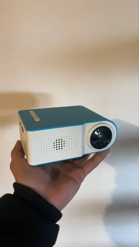 Mini projetor portatil