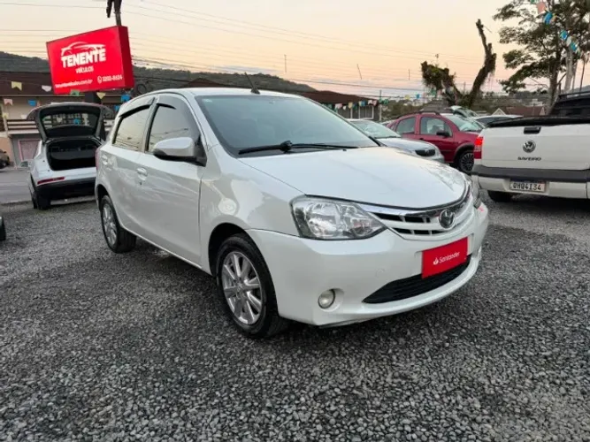 Toyota Etios XLS 1.5 Flex 16V 5P Mec. 2017