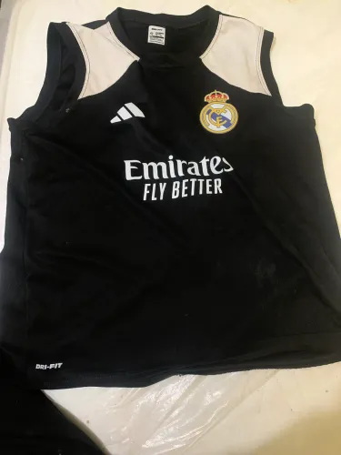 Camisa do real madrid preta 