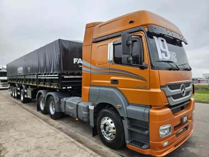 Mb Axor 2536 6x2 Ano 2019 Automático + 4 Eixo Graneleiro Facchini Ano 2026 14 x 1.80m
