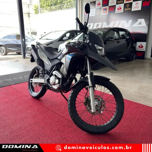 HONDA XRE 300 PRETO 2015