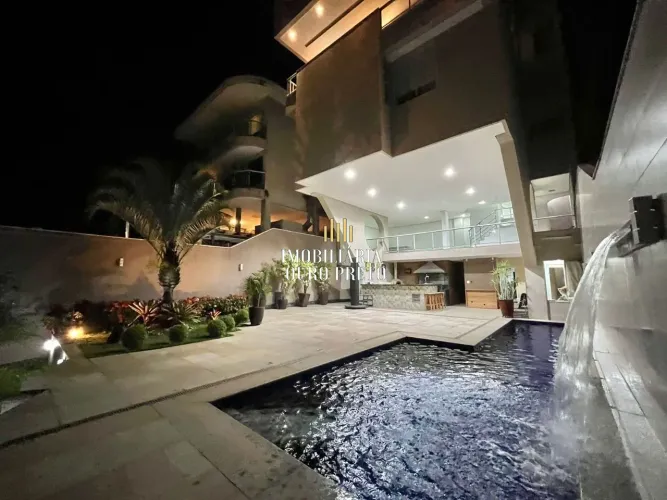 Casa em condomínio disponível para venda no Bairro Jardim Paquetá.