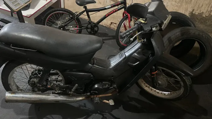 Vendo crypton 105 motor novo recibo em branco