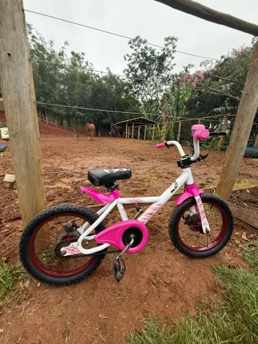 Bike Btwin 16 personalizada tema CAVALO