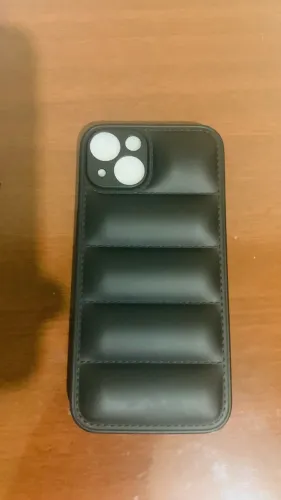 Capa premium puffer para iPhone 13
