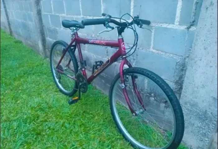 Bicicleta MTB Giant Warp AC-3 Aro 26 Reformada e com pouco uso