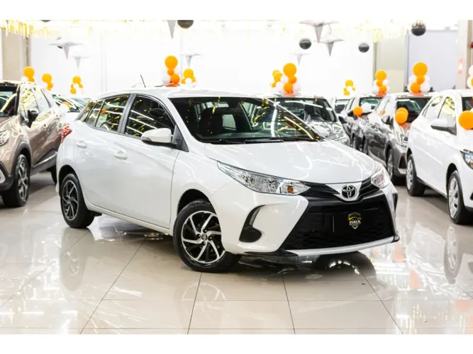 Toyota Yaris XL 1.5 Flex 16V 5P Aut. 2023