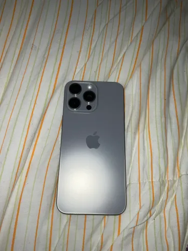 Iphone 15 pro max - 512gb - 100% bateria - titanium natural