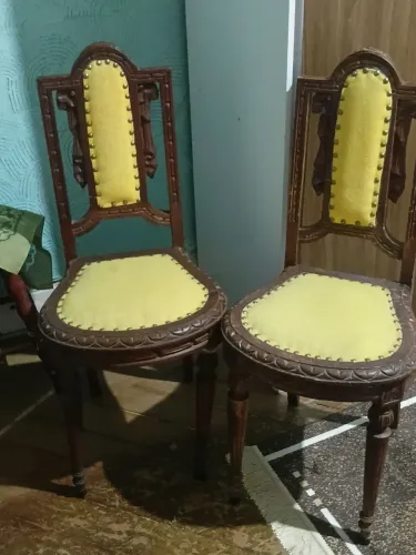 Lindas cadeiras antiga