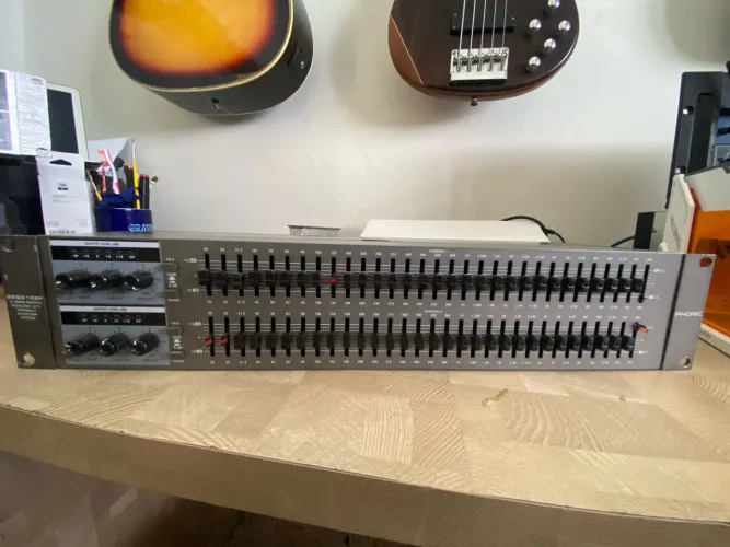 Título: Equalizador Gráfico Phonic GEQ3102F - 31 Bandas, Funcionando