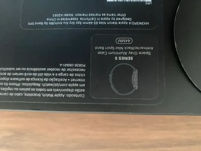 APPLE WATCH SERIES 5 NIKE EDITION 44mm - SPACE GRAY (IMPECÁVEL)