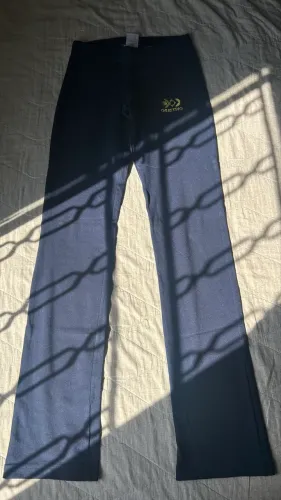 Calça uniforme objetivo