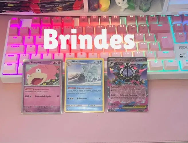 Lote 400 cartas pokémon comuns, foil e reverse foil com brindes ler todo anúncio