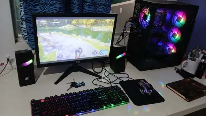PC GAMER 1600 PRA VENDER LOGO