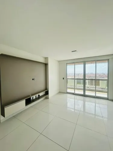 APARTAMENTO PROJETADO NA PENÍNSULA COM 3 SUÍTES