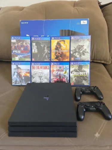 PS4 PRO MODELO CUH-7015B