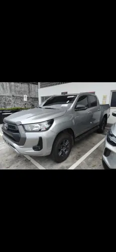 Toyota Hilux CD SR 4X4 2.8 TDI Diesel Aut. 2024