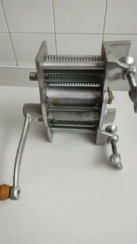 Máquina manual de macarrão 