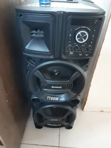 Caixa de Som amplificada